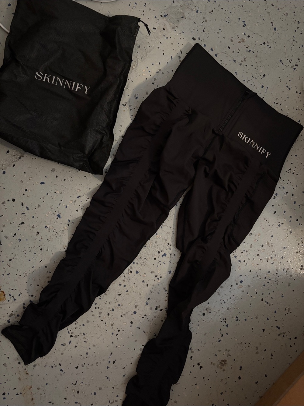 Skinnify Women's Black Ruched High-Waist Leggings